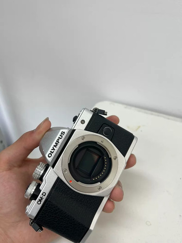 Olympus m10 mark - om-d, ii