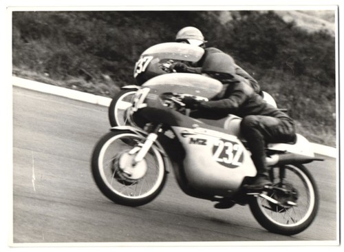 Photographie moto re - photographie,