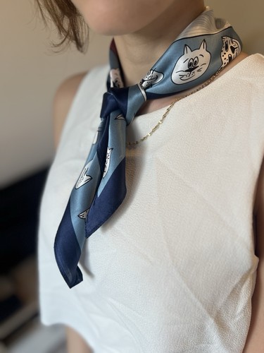 Foulard carré 100 soie - 100%,