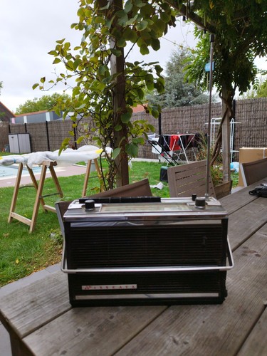 Ancienne radio transistor - radio,