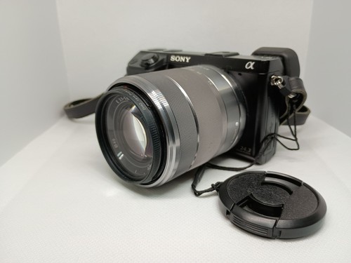 Near mint sony alpha - mint],