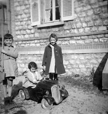 Portrait enfants jeux voiture