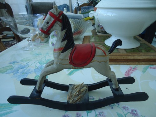 Petit cheval bascule bois - a,