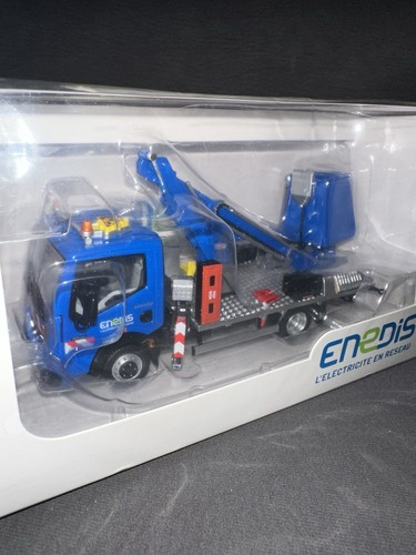 Camion renault maxity - 1/43,