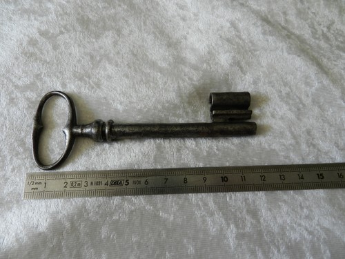 Old large wrought iron - , key