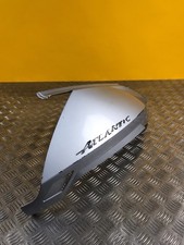 Demi coque arrière droite