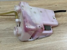 UN RESERVOIR D HUILE MOTO