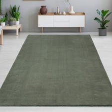 Tapis de salon vert - le confort avec un design uni moelleux