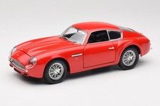 92728 Aston Martin DB4GT Zagato Red Road Signature 1:18
