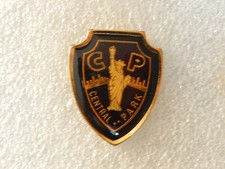 pin's   NEW YORK  CENTRAL PARK  STATUE DE LA LIBERTE