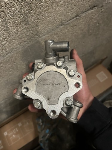 Pompe direction assistée - de,