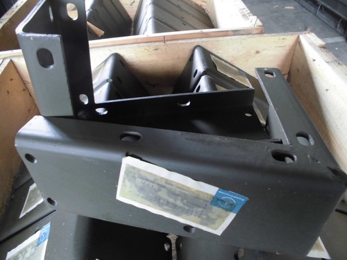 Front bumper bracket unimog - bumper,