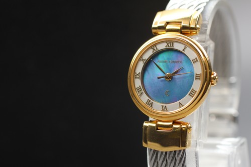 Presque comme neuve montre - [presque, neuve]