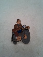 Pin's TINTIN  (publicitaire