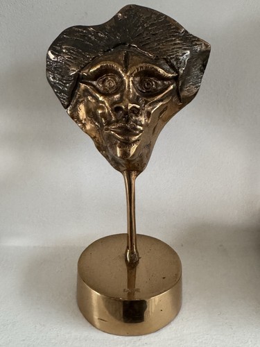 Sculpture bronze yves - sculpture,