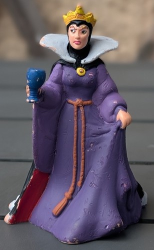 Figurine reine sorcière - reine,