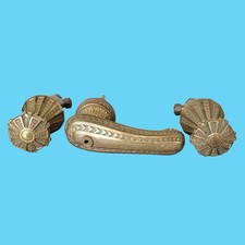 robinets de baignoire ancien bronze décor feuillages robinetterie salle de bain