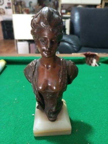 Buste femme bronze - de,