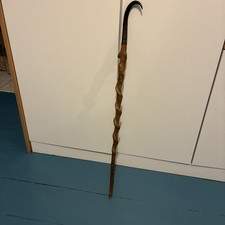 Canne de marche alpine poignée corne de chamois