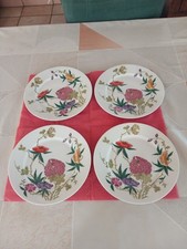 4 ASSIETTES À DESSERT