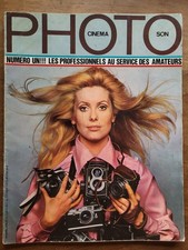 PHOTO N° 1 1967 Catherine Deneuve Willy Rizzo ...  magazine revue