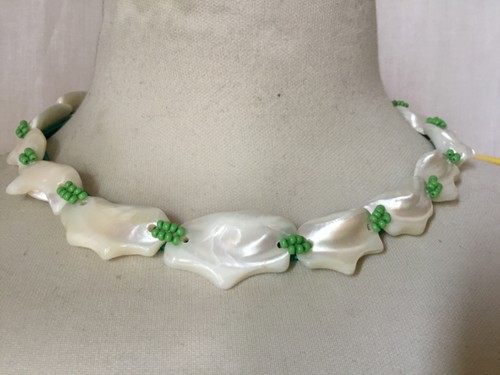 Collier ras cou - de, grosses