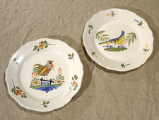 2 assiettes faïence à décor
