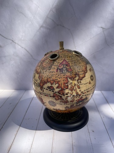 Globe terrestre style carte