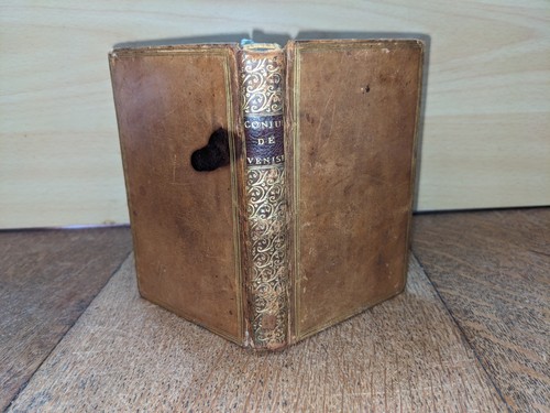 Livre ancien - livre, ancien-de