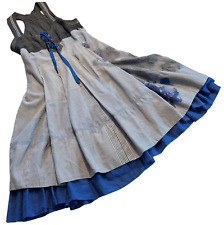 Superbe  robe  grise et bleu