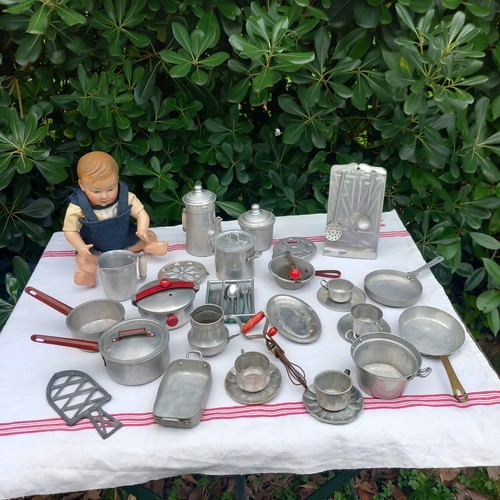 Jouet ancien dinette - ancien,