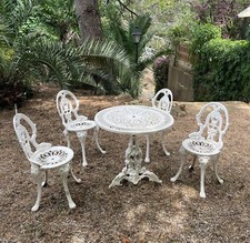 SALON DE JARDIN DE STYLE