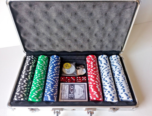 Malette poker 300 jetons - malette, de