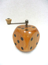 Antique Vintage "Dé" Marlux Pepper Mill