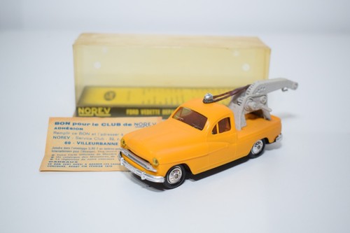 C33 norev plastic 34 - c33, 1:43