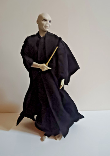 Figurine voldemort sur socle - figurine,