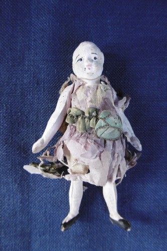 Mignonnette ancienne - ancienne, en