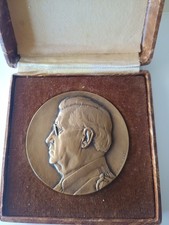 Médaille en bronze Henri Hermann doyen de la faculté de médecine et de pharmacie