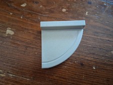 PLAYMOBIL  CENTRE EQUESTRE - angle de trotoir beige  4190, TBe