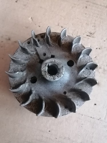 Volant moteur zenoah - volant,