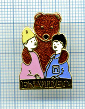 Pin's marionnettes BONNE NUIT