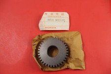 NOS OEM HONDA GEAR, PRIM.DRIVE CX650C CX650E #23121-ME2-000