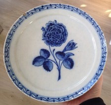 Belle Assiette en Faience