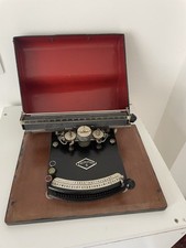 Ancienne machine à écrire