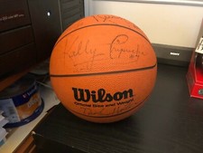 Original Team Signed 1st Year Charlotte Hornets Rambis Tripucka Curry Mugsy