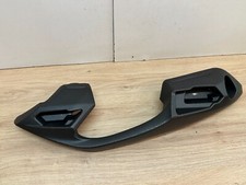 UNE POIGNEE PASSAGER ARRIERE