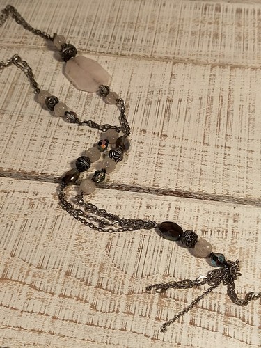 Superbe collier sautoir clio - superbe,