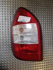 Feu arriere principal gauche