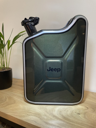 Jeep jerrican