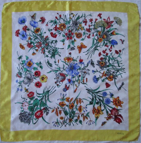 Superbe foulard gucci - , soie
